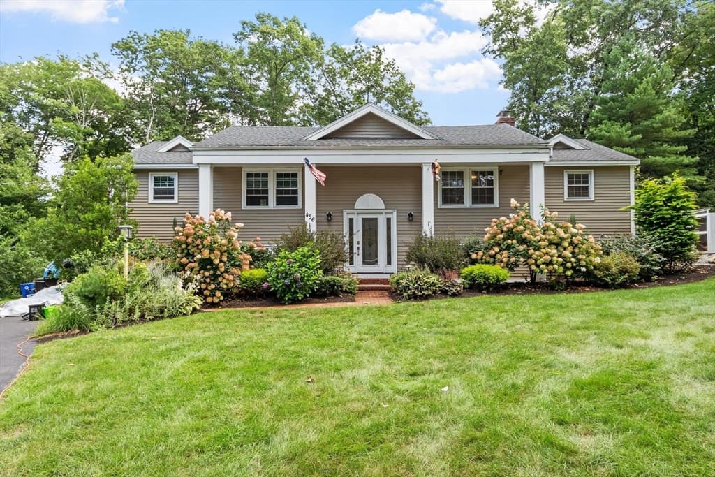 Casa Unifamiliar de 4 habitaciones en 456 Summer, North Andover